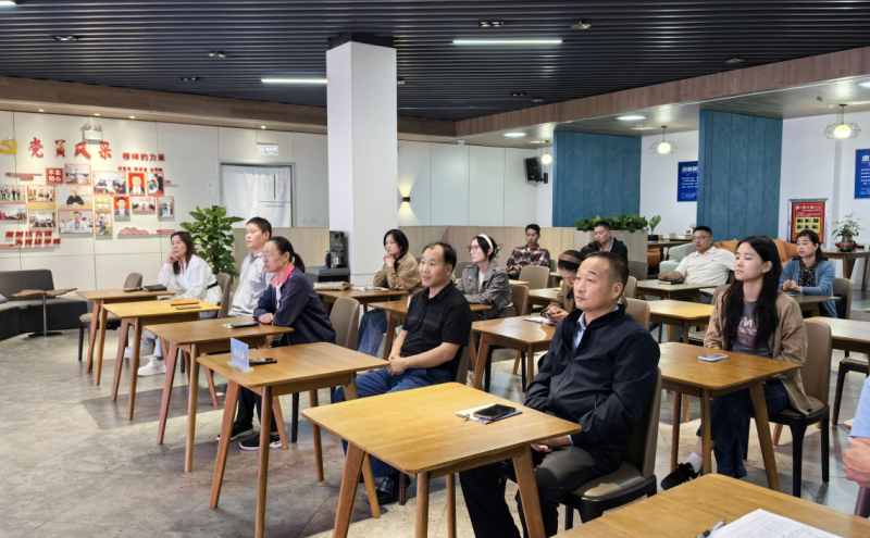 高新区开展法律专家大讲堂活动