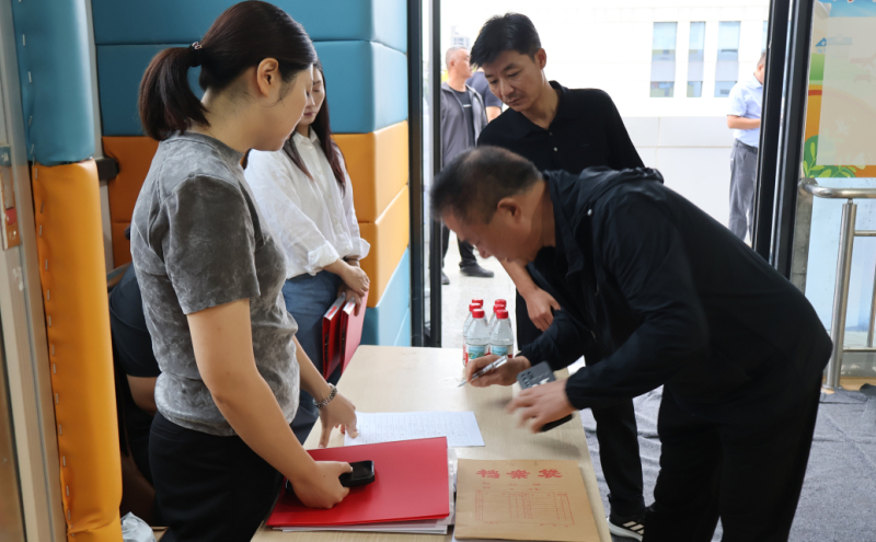 郏县“中国梦·劳动美·工会情”第二届职工篮球比赛开幕